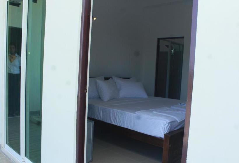 Kings Gate Airport Transit Hotel Katunayaka Exterior foto