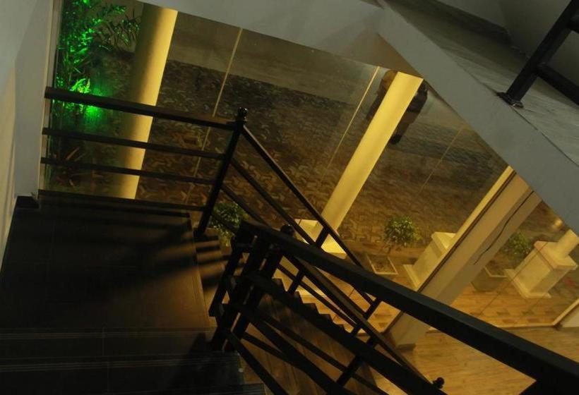 Kings Gate Airport Transit Hotel Katunayaka Exterior foto