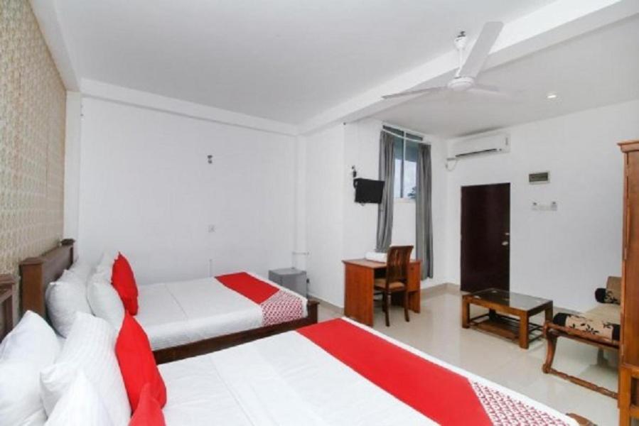 Kings Gate Airport Transit Hotel Katunayaka Exterior foto