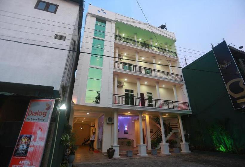 Kings Gate Airport Transit Hotel Katunayaka Exterior foto
